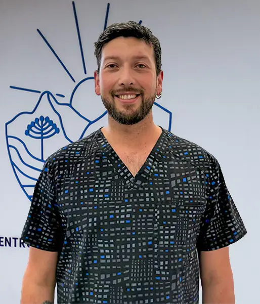 Víctor Salazar, Terapeuta Ocupacional